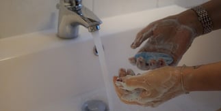 wash-hands-4925790_1920